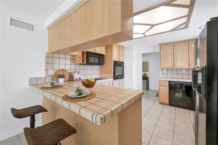 5061 W Knoll Drive, Yorba Linda, California 92886