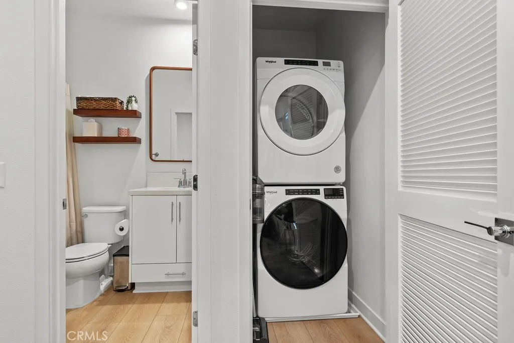 1707 W Bushell, Anaheim, California 92805 home-pic-15