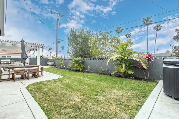 7662 Quebec Drive, Huntington Beach, California 92648