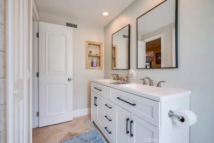 18359 Tamarind Street, Fountain Valley, California 92708