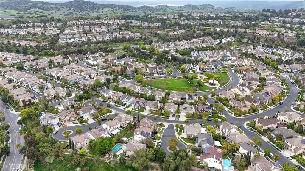 12 Celestine Circle, Ladera Ranch, California 92694 home-pic-50