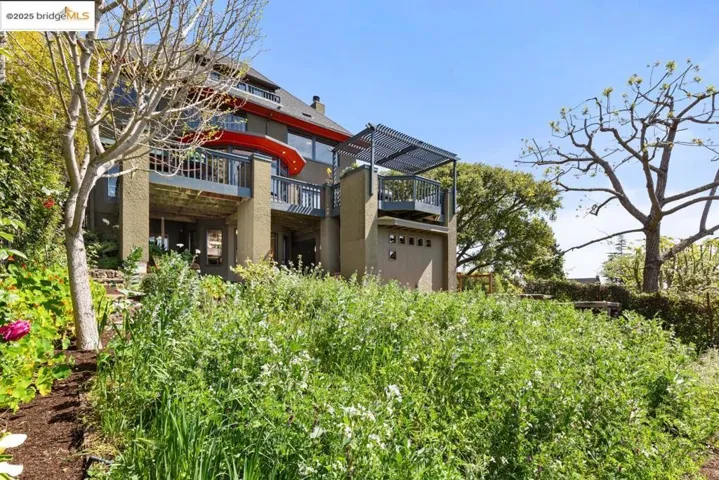 1130 Shattuck Ave, Berkeley, California 94707