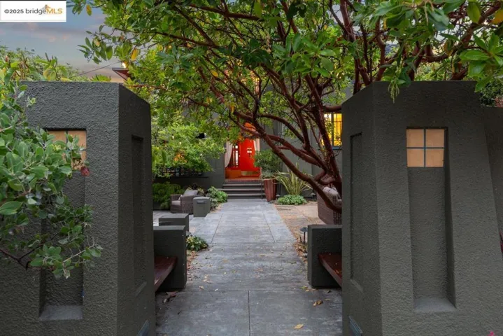 1130 Shattuck Ave, Berkeley, California 94707