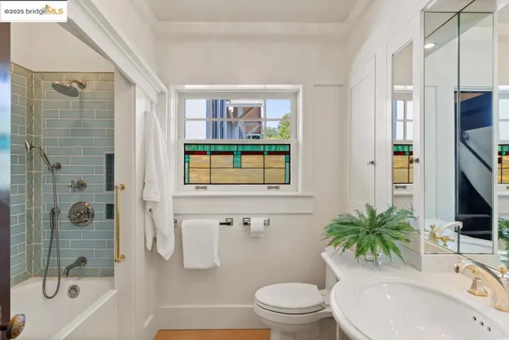 1130 Shattuck Ave, Berkeley, California 94707