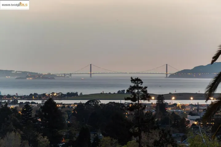 1130 Shattuck Ave, Berkeley, California 94707