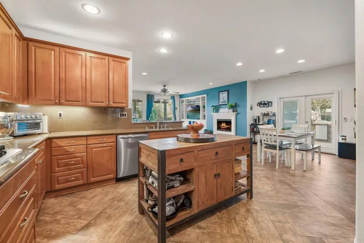 25111 Cedar Ridge Court, Wildomar, California 92595