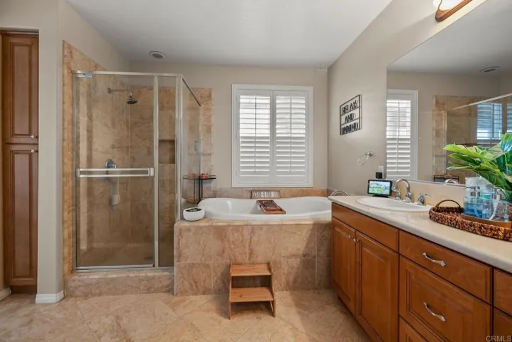 25111 Cedar Ridge Court, Wildomar, California 92595