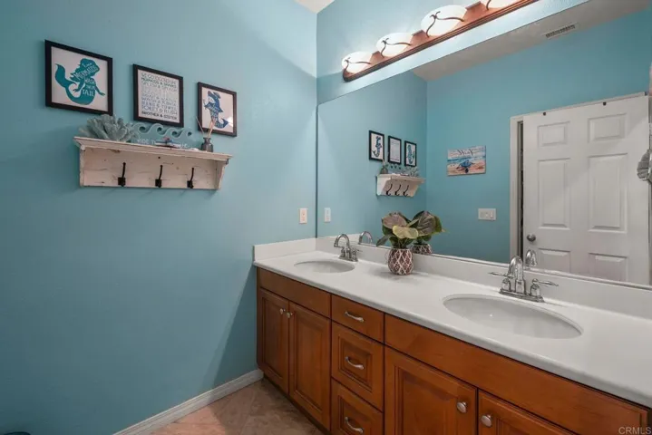 25111 Cedar Ridge Court, Wildomar, California 92595