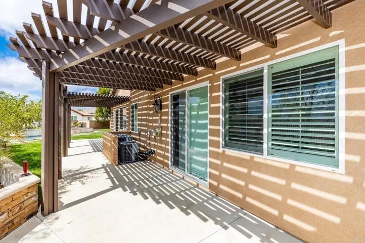25111 Cedar Ridge Court, Wildomar, California 92595