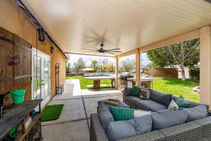 25111 Cedar Ridge Court, Wildomar, California 92595