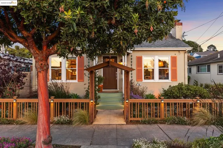 720 35th St, Richmond, California 94805