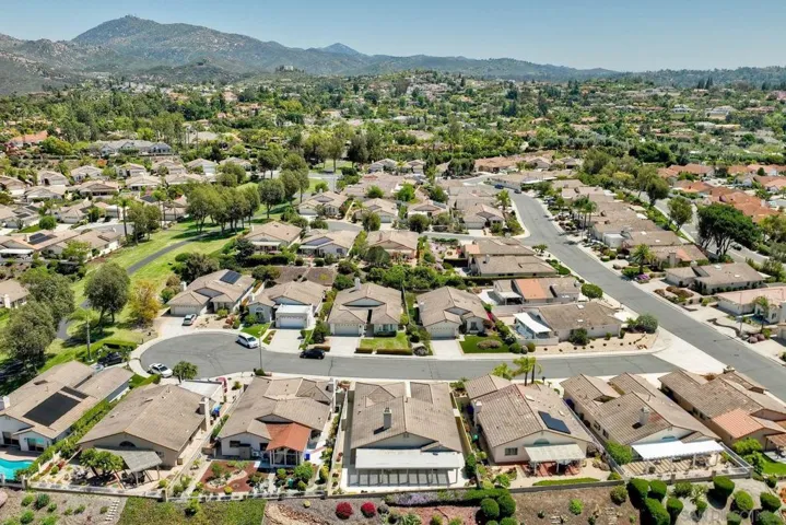 18222 Via Guadalmina, San Diego, California 92128