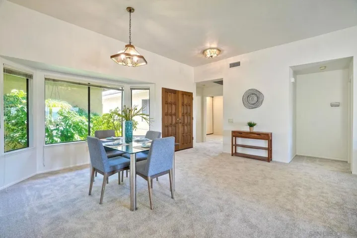 18222 Via Guadalmina, San Diego, California 92128