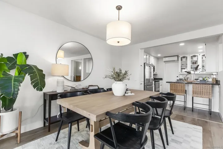 6255 Caminito Marcial, San Diego, California 92111