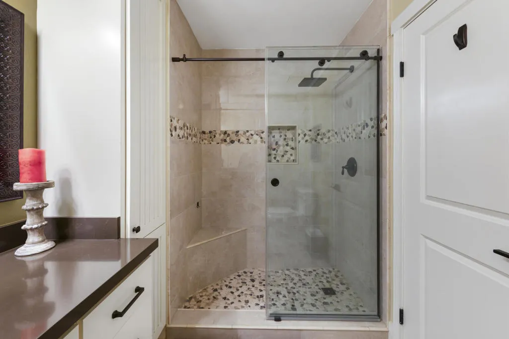 111 Juan Circle, Palm Desert, California 92260 home-pic-20