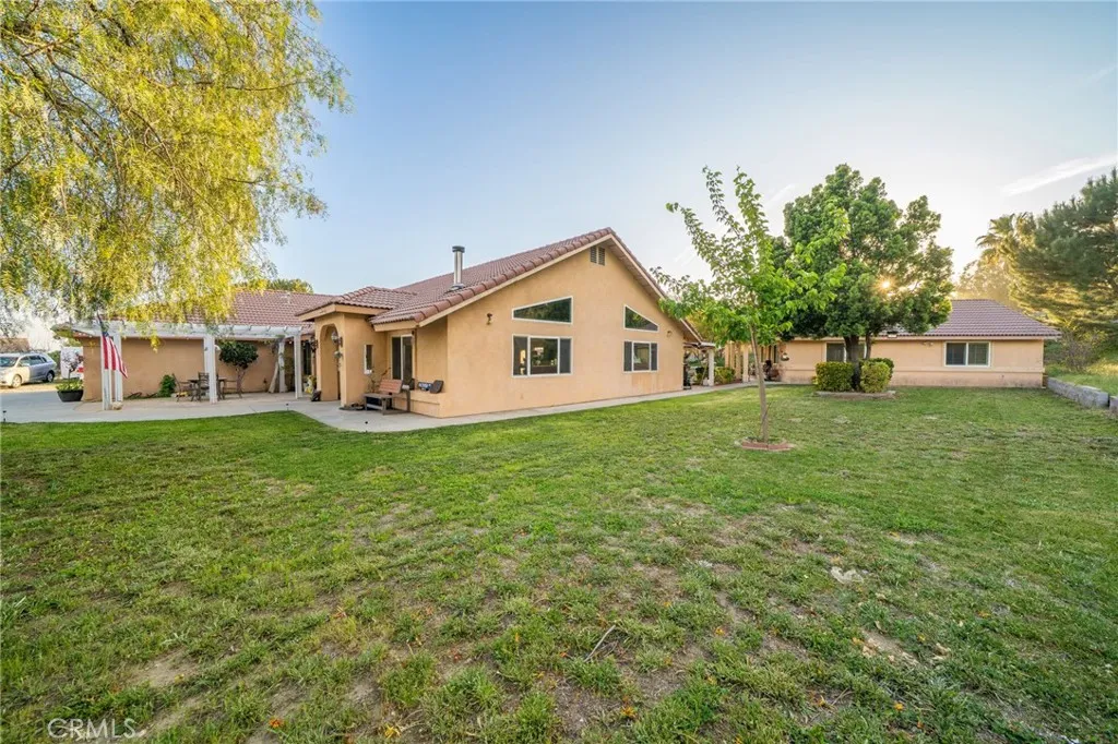 1108 Richmond Hill Court, San Bernardino, California 92407 home-pic-43