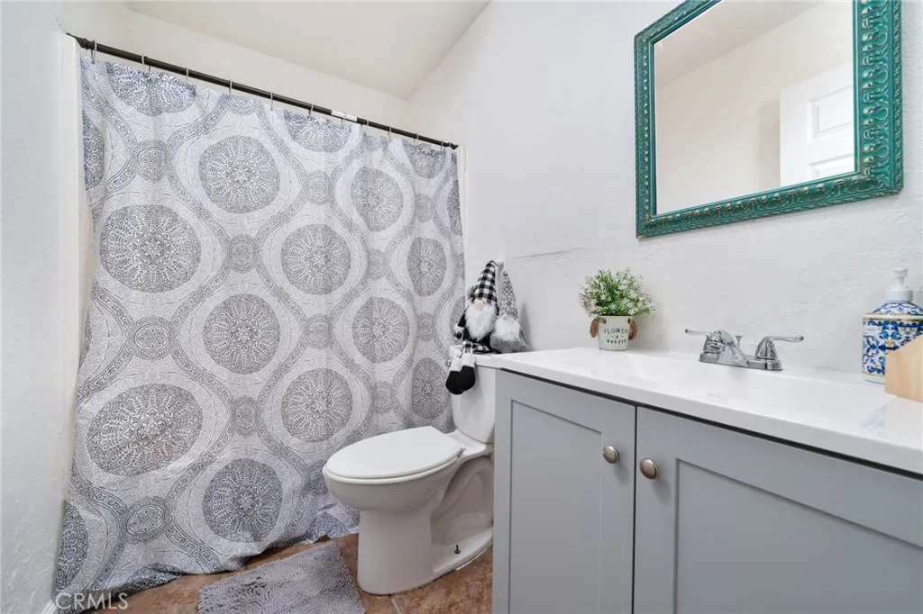 1108 Richmond Hill Court, San Bernardino, California 92407 home-pic-20