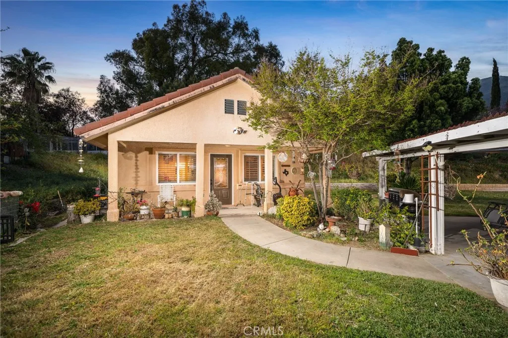 1108 Richmond Hill Court, San Bernardino, California 92407 home-pic-33
