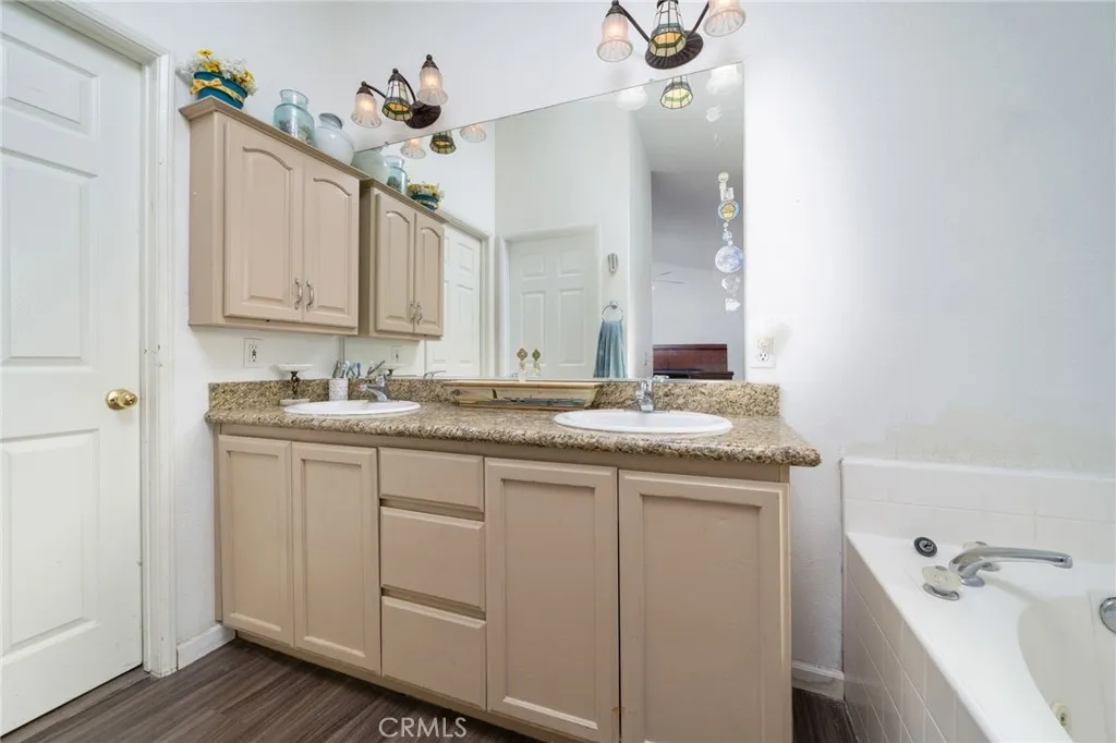 1108 Richmond Hill Court, San Bernardino, California 92407 home-pic-22