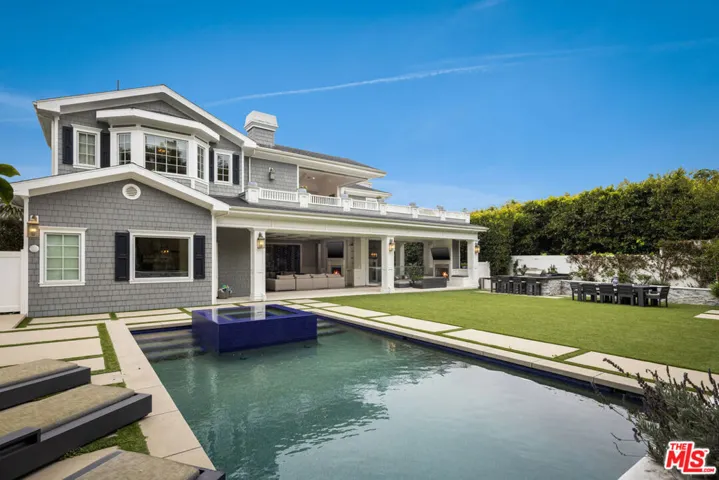 1495 Capri Drive, Pacific Palisades, California 90272