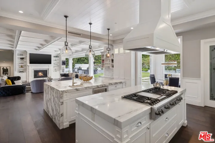 1495 Capri Drive, Pacific Palisades, California 90272