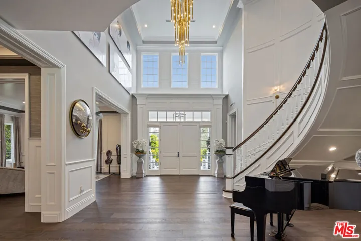 1495 Capri Drive, Pacific Palisades, California 90272