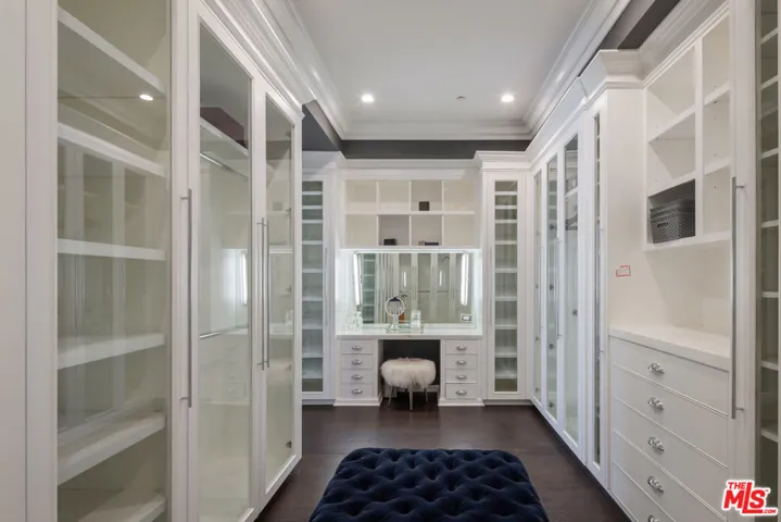 1495 Capri Drive, Pacific Palisades, California 90272
