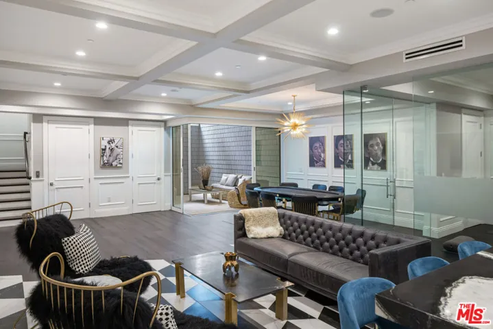 1495 Capri Drive, Pacific Palisades, California 90272