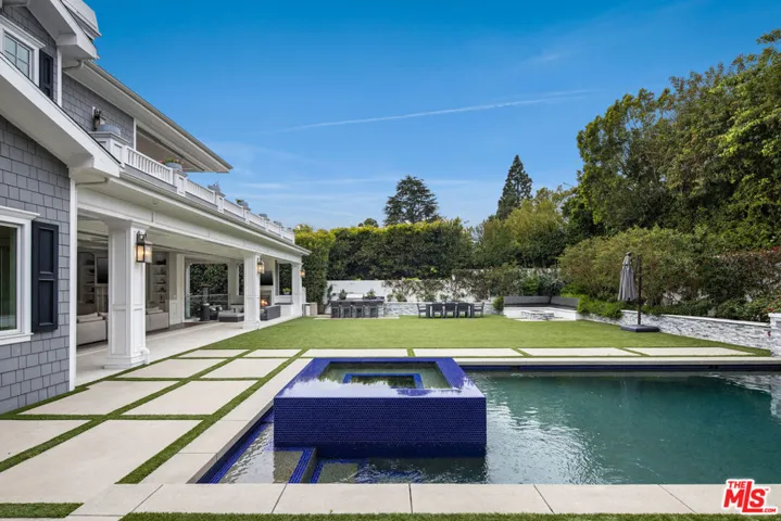 1495 Capri Drive, Pacific Palisades, California 90272