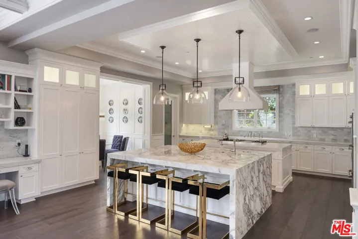 1495 Capri Drive, Pacific Palisades, California 90272