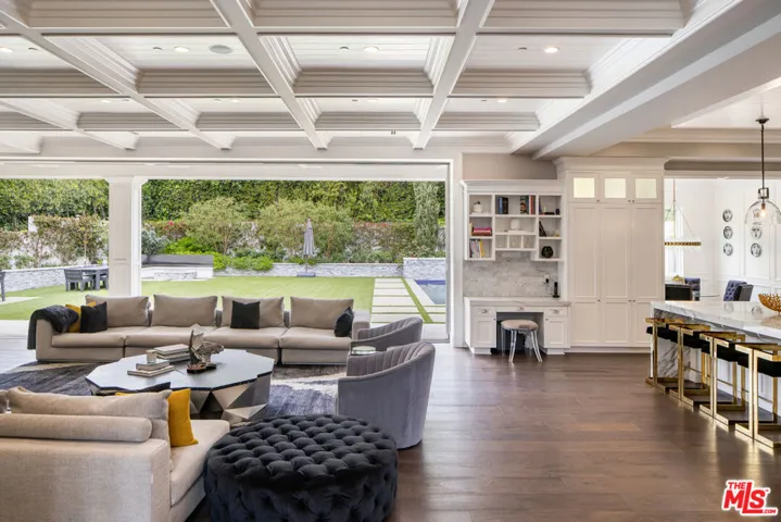 1495 Capri Drive, Pacific Palisades, California 90272