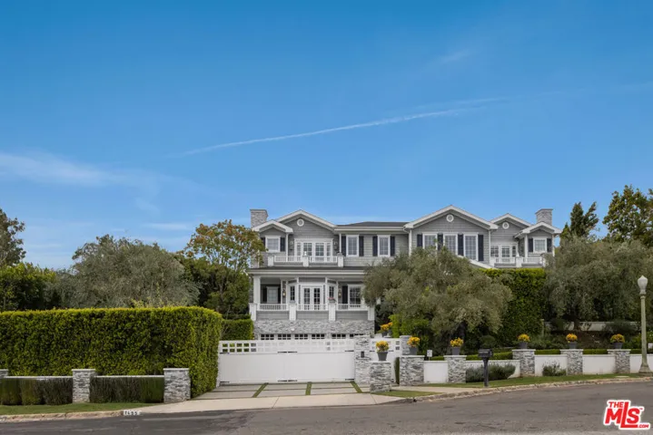 1495 Capri Drive, Pacific Palisades, California 90272
