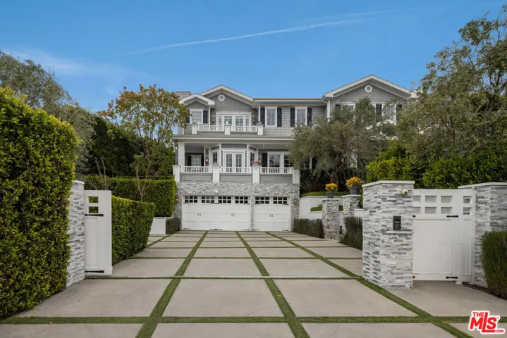 1495 Capri Drive, Pacific Palisades, California 90272