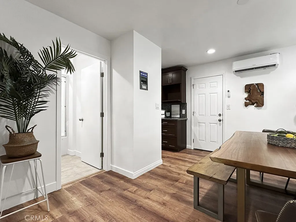 1144 Stanley Avenue, Long Beach, California 90804 home-pic-4