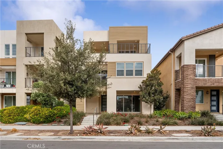 115 Rondo, Irvine, California 92618