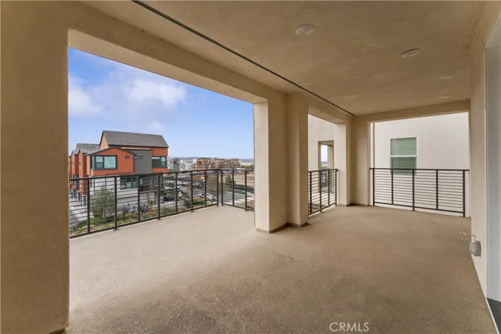 115 Rondo, Irvine, California 92618