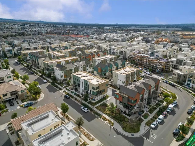 115 Rondo, Irvine, California 92618