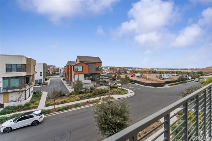 115 Rondo, Irvine, California 92618