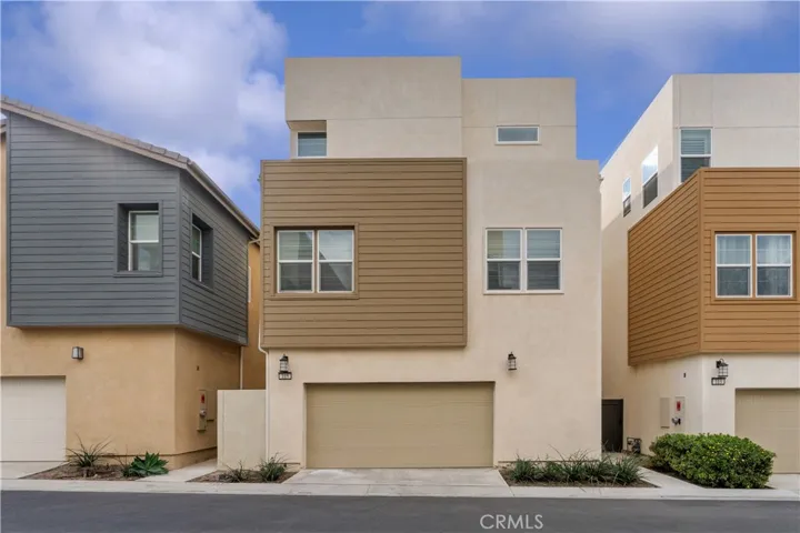 115 Rondo, Irvine, California 92618