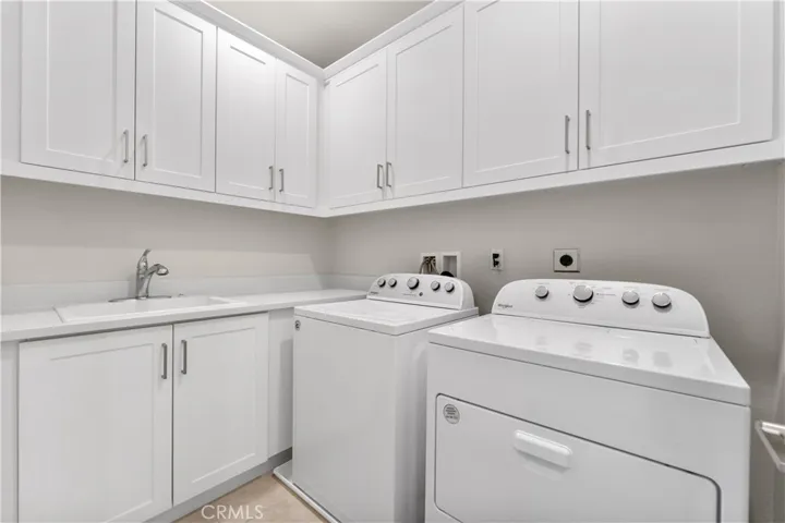 115 Rondo, Irvine, California 92618