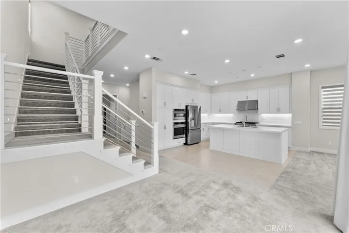 115 Rondo, Irvine, California 92618