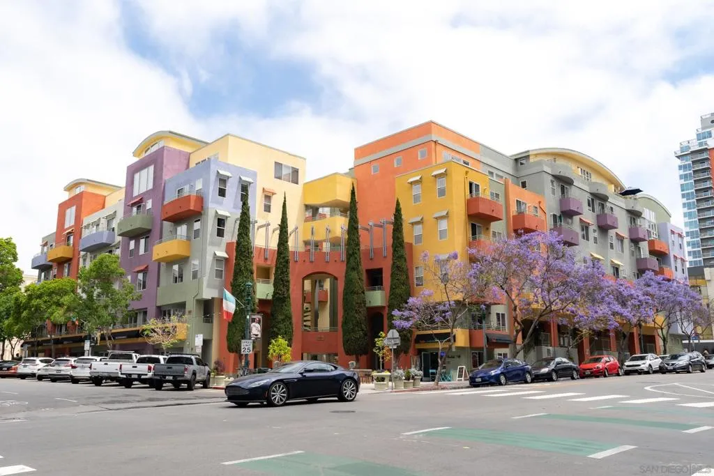 1501 India 202, San Diego, California 92101 home-pic-0