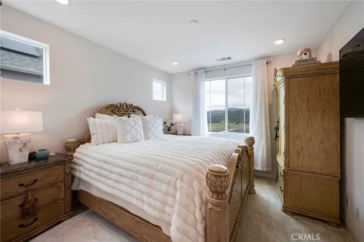 170 Mountaineer Drive, Rancho Mission Viejo, California 92694