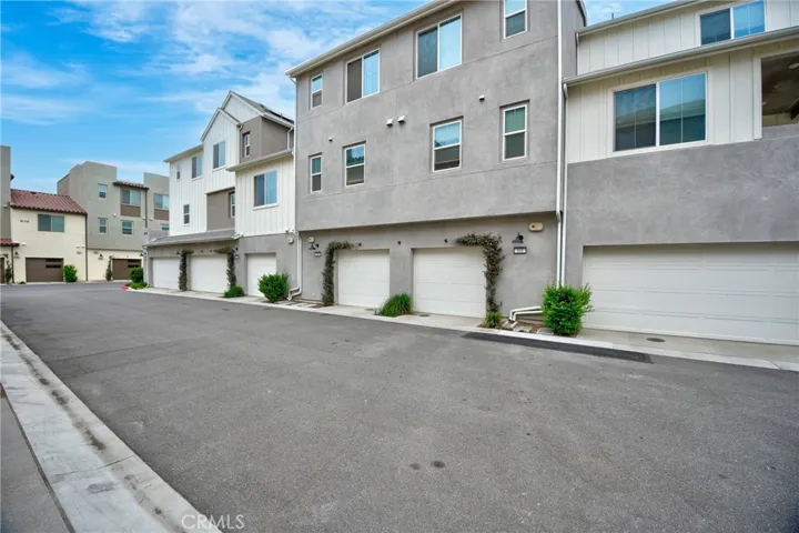 170 Mountaineer Drive, Rancho Mission Viejo, California 92694