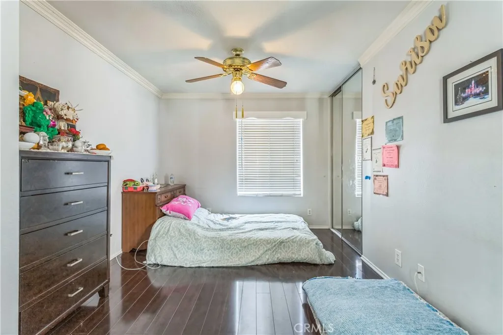 18641 Nathan Hill Drive 8, Canyon Country, California 91351 home-pic-16