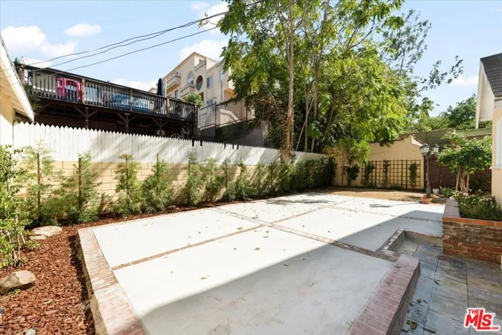 2318 Edgewater Terrace, Los Angeles, California 90039