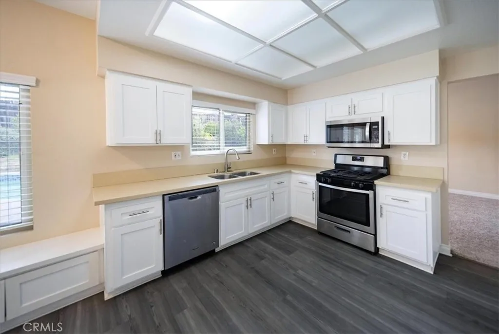22956 Akwo Circle, Wildomar, California 92595 home-pic-9