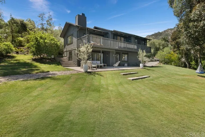 9801 Tamarack Lane, Escondido, California 92029