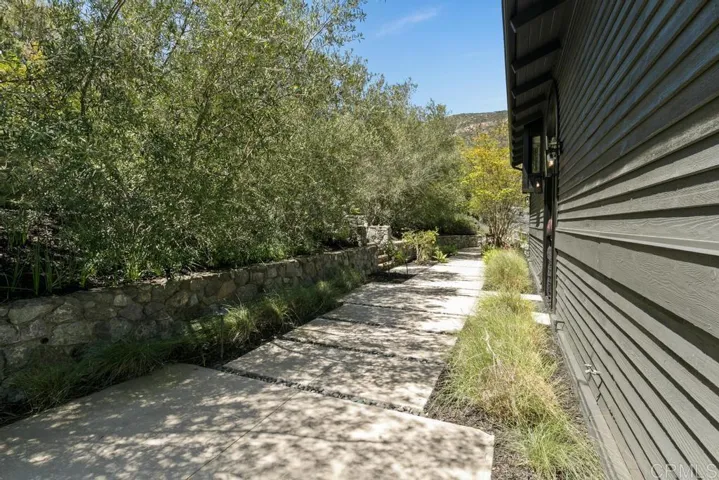 9801 Tamarack Lane, Escondido, California 92029