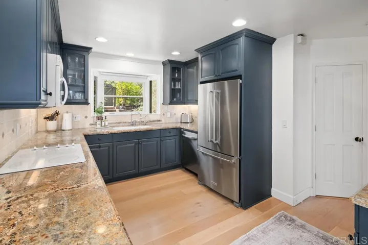 9801 Tamarack Lane, Escondido, California 92029